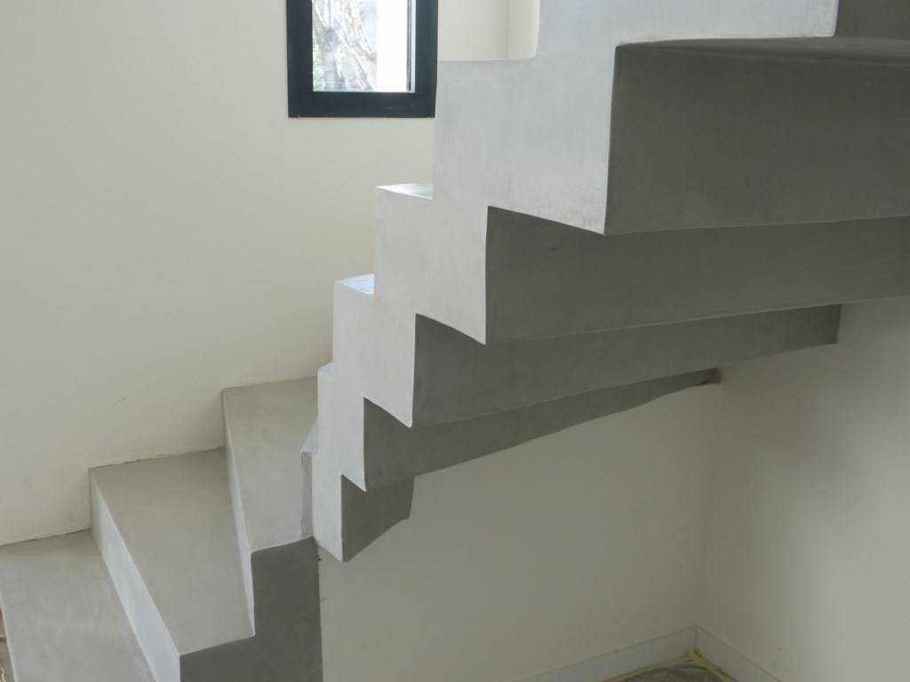 Création d'escalier en béton dans le Calvados